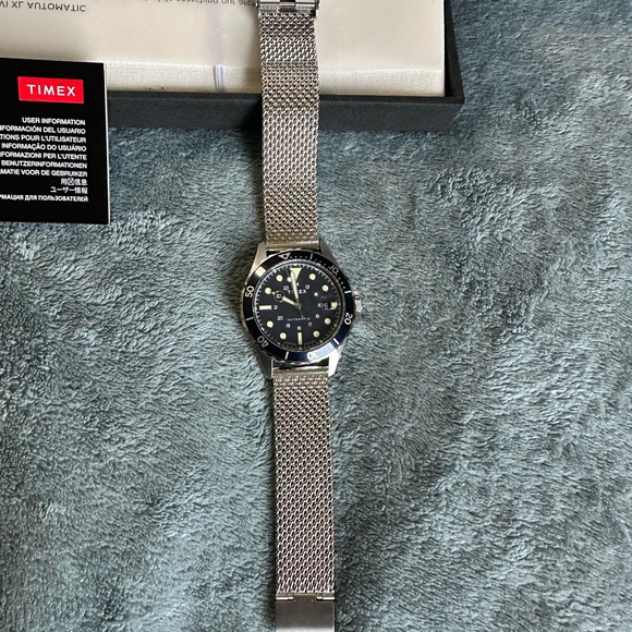 Timex Watch - Picture 3 of 9